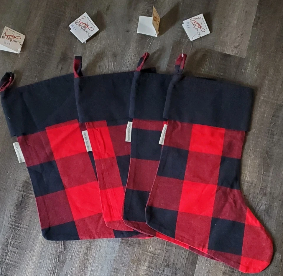 LOTE de 4 Medias de Navidad Primitives By Kathy Rojo/Negro Búfalo Cuadros Nuevas Foto 1 de 4