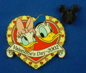 Prendedor Donald Duck & Daisy Duck in Heart San Valentín 2002 LE 2500 # 9826 - Imagen 1 de 4