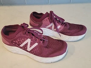 Women’s New Balance Maroon Fresh Foam VONGO Size 7 WVNGOBV4 - Picture 1 of 11