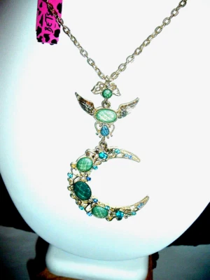 Colar Betsey Johnson verde azul cristais ouro LUA CRESCENTE + asas novo com etiquetas - Imagem 1 de 4