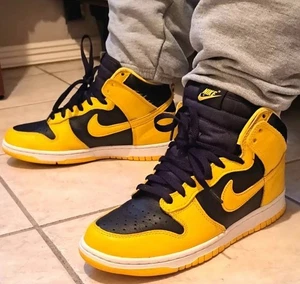 Nike Dunk High SP “Iowa” Varsity Maize 2020 - Men’s Size 9.5 - Picture 1 of 23
