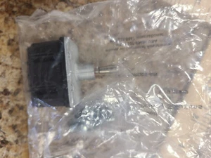 Honeywell 4NT1-1 Sealed Toggle Switch 4PDT, 15 AMPS, ON-OFF-ON - Picture 1 of 4