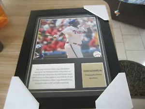 RYAN HOWARD (PHILLIES) IN 16x13 PICTURE FRAME WITH OFFICIAL BASEBALL/MLB - Picture 1 of 5