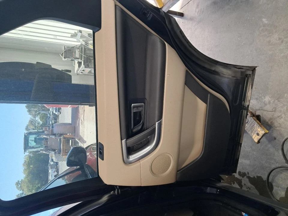 2016 Rover Disco SPT Used Rear Right Door Panel Tan OEM 443255 - Image 1 of 4
