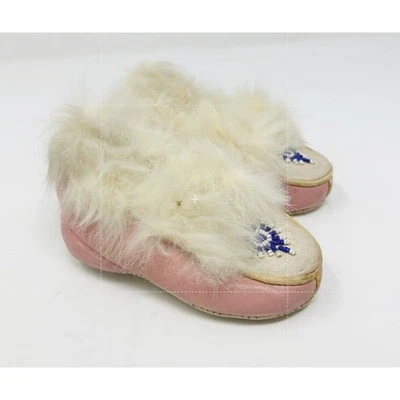 Vintage 1940s/50s Baby Girl Pink Leather & Fur Shoes - Image 1 of 4