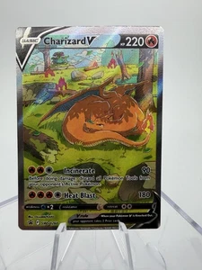Pokemon Charizard V #SWSH260 - Sword And Shield Black Star Promo - Picture 1 of 2