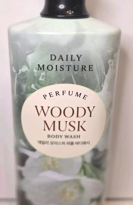 Jabón corporal On the Body Daily Moisture Woody Musk 37,19 fl oz hecho en Seúl, Corea Foto 1 de 4