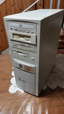 COMPUTER PC VINTAGE PENTIUM 2 MSI RETRO - Bild 1 von 4