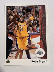 RARA CARTA ELETTRONICA 2002-03 MAZZO SUPERIORE UD AUTENTICA KOBE BRYANT #E2 NON GRAFFIATA 3,5 X 5 - Foto 1 di 13