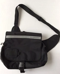 Eastsport Umhängetasche schwarz 15” x 12,5” - gebraucht, in einwandfreiem Zustand - Bild 1 von 6