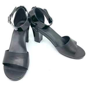 Tacones altos de charol desnudo talla 9 40 correa para el tobillo punta redonda - Imagen 1 de 13