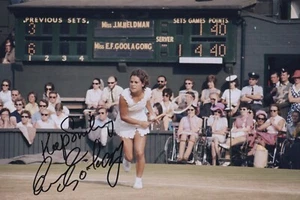 Tennis - Evonne Goolagong Cawley - Hand Signed 12x8 Inch Photograph - COA - Picture 1 of 1