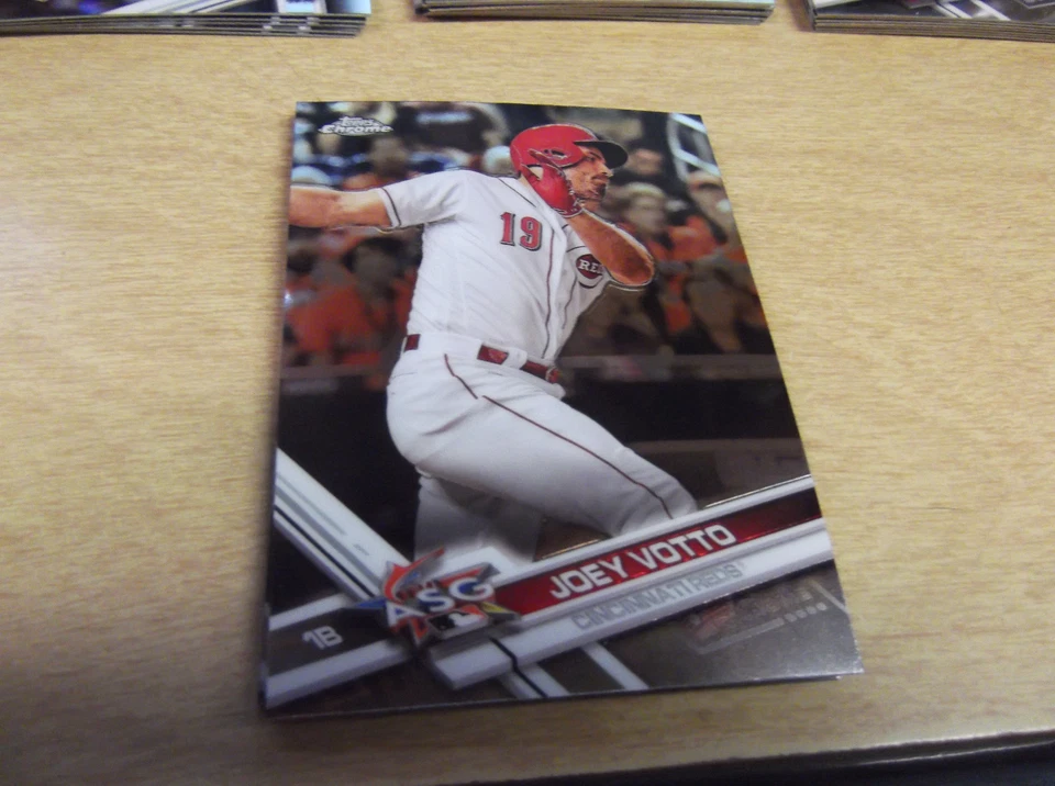 2017 TOPPS CHROME UPDATE #HMT17 JOEY VOTTO REDS - Image 1 of 1