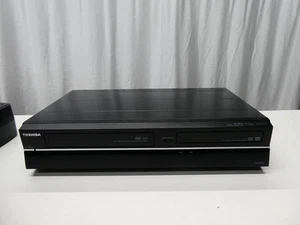 🍀TOLL! Toshiba DVR620 DVD & VHS Recorder Kombi mit Fernbedienung 1080p Upconversion - Bild 1 von 11