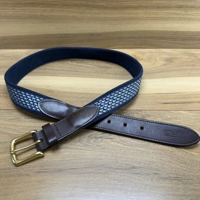 Vineyard Vines Para Hombres 32 Azul Marino Ballena Marrón Borde de Cuero Foto 1 de 4