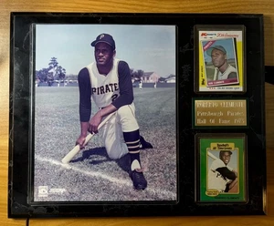 Pittsburgh Pirates Roberto Clemente Photo Plaque + Cards - Picture 1 of 7
