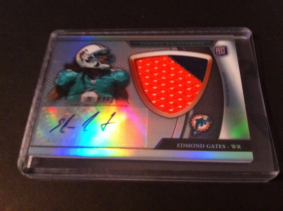Edmond Gates 2011 Topps Platinum Football Rookie 2-CLR Patch Jersey Auto /475 - Image 1 of 1