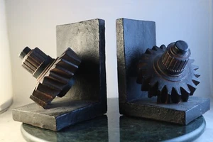 Vintage Pair Rustic Industrial Gear Bookends Antique-Rusted Finish Polystone - Picture 1 of 7
