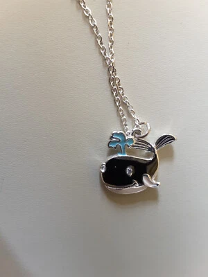 Collana argento 925 con ciondolo a forma di balena, smalto e cristalli - nuovo - Immagine 1 di 3