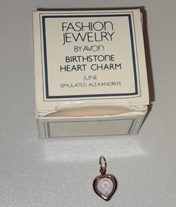 Vtg Avon Fashion Jewelry June Birthstone Simulated Alexandrite Heart Charm - Picture 1 of 3