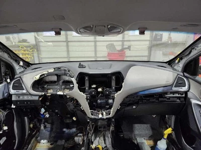 Panel de salpicadero Hyundai Santa Fe 2013-2018 negro/gris OEM 847104Z000RYN Foto 1 de 4