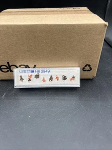 Figurine Merten nuove scala HO dipinte a mano #2549 10 figure scimmie di varie epoche - Foto 1 di 3