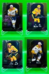 Lotto 4 carte squadra SkyBox Metal Universe Hockey Nashville Predators 2024-25 - Foto 1 di 10