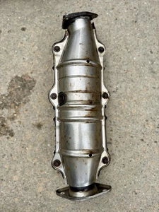 Honda S2000 Catalytic Converter 2003 AP1 OEM - Picture 1 of 2