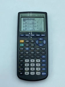 Texas Instruments TI-83 Plus Calcolatrice Grafica - Nero (83PL/TBL/1L1/A) TESTATA - Foto 1 di 8