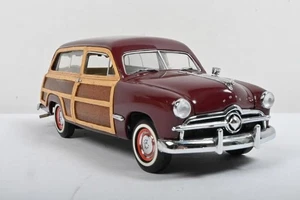 1949 Ford Woody Wagon maroon in 1:24 scale by Franklin Mint - Picture 1 of 4