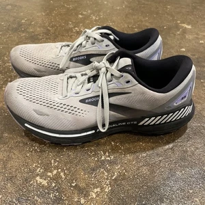 Brooks Adrenaline GTS 23 Damengröße 9,5 grau schwarz Laufschuhe Turnschuhe - Bild 1 von 10