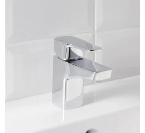 GoodHome Teesta Small Square Deck-mounted Manual Basin Mono mixer Tap - Picture 1 of 2
