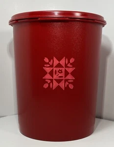 Vintage Tupperware rot Servier Kanister rosa Tulpe Quilt Muster mit Deckel 6 3/4 Zoll - Bild 1 von 12