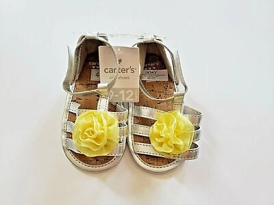 Sandalias/zapatos de cuna Carter's Baby Girl plateados amarillos con flores talla 9-12 meses NUEVO  Foto 1 de 2