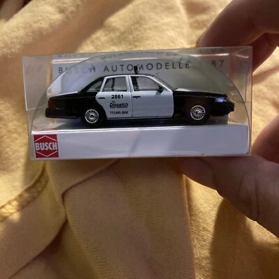 Taxi de despacho Busch 49029 Ford Crown Victoria Texas - cabina escala 1:87 HO Foto 1 de 4