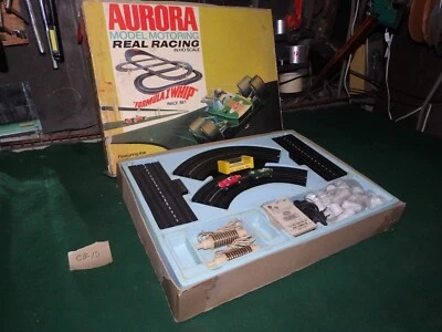 AURORA FORMULA 1 WHIP RACE SET #1304 - COMPLETE SET WITH CARS - RARE FIND - Image 1 of 4