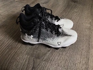 Under Armour Youth Boys Size 1.5 Spotlight Football Cleats White 3025088-001 - Picture 1 of 12