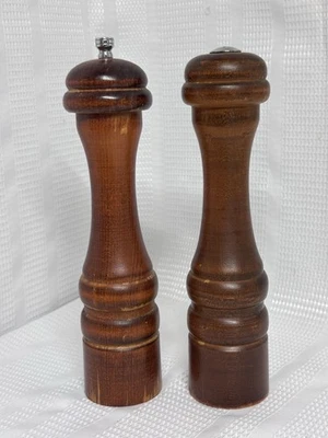 Винтажный MCM Olde Thompson перца мельница и солонка высокий деревянный набор США - Изображение 1 из 4