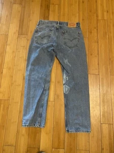 Jeans VINTAGE Levi's 505 33x30 vestibilità regolare medio lavaggio chiaro denim blu - Foto 1 di 15