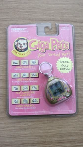 Giga Pets Compu Kitty Virtual Pet 1997 Special Gold Edition New Sealed - Picture 1 of 2