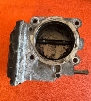 2012-2020 NISSAN NV2500 THROTTLE BODY 4.0L 6CYL PASSENGER VAN Foto 1 de 4