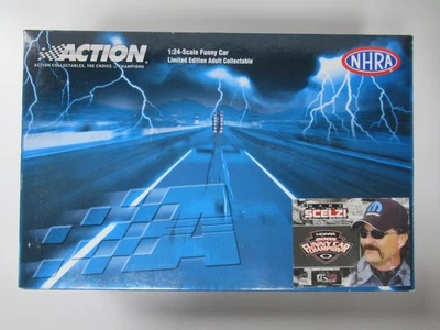 Action Gary Scelzi Mopar NHRA Black Pearl 2005 Dodge Charger Funny Car 1:24 - Image 1 of 4