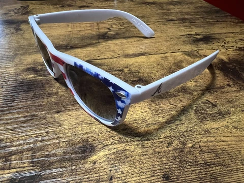 Atlanta Braves American Flag Svedka Promo Cheap Sunglasses Nice Used SGA Truist Cover