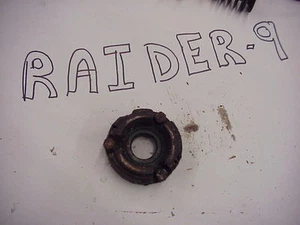 WHEEL HORSE RAIDER 9 HP TECUMSEH STATOR MOUNTING HUB - Picture 1 of 2