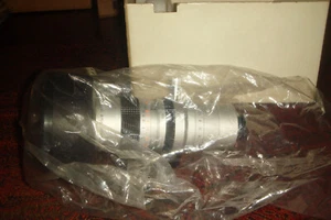 Vintage CANON TV ZOOM LENS V6x18 18-108mm 1:2.5 No.831550 Japan BRAND NEW IN BOX - Picture 1 of 24