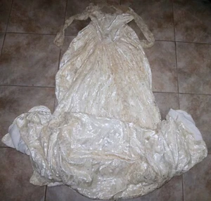 ANTIQUE/VINTAGE 1920-30'S WEDDING DRESS LACE SATIN RHINESTONES CATHEDRAL TRAIN - Picture 1 of 12