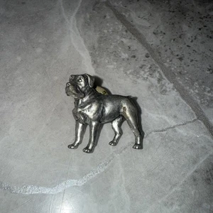 Rottweiler Pin Badge Vintage A R Brown D15 Rottweiler Dog Pewter Pin Badge - Picture 1 of 2