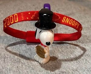 Portachiavi vintage Peanuts Snoopy Woodstock 2000 Millennium zaino amico - Foto 1 di 13