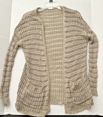 Cárdigan de punto ligero beige con bolsillos - 28 pulgadas de largo Foto 1 de 4