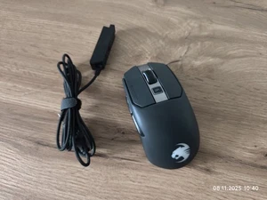 Roccat KAIN 120 AIMO Kabellose Gaming Maus - Schwarz Sehr Gut - Bild 1 von 4